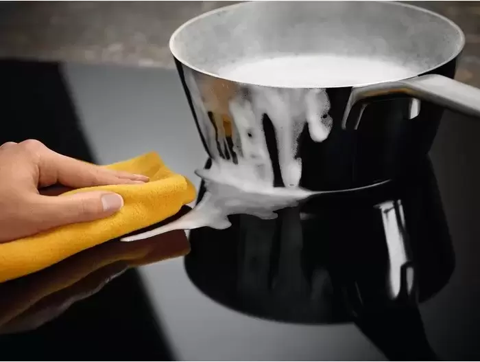 Варочная панель Electrolux LIT30231C