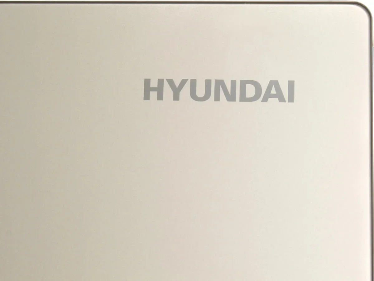 Холодильник Hyundai CS6073FV шампань