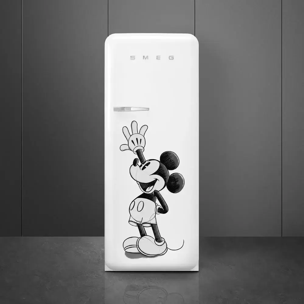 Холодильник Smeg FAB28RDMM4